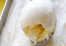Παγωτό με Μαρμελάδα Λεμόνι & Γιαούρτι