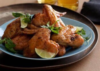 Φτερούγες κοτόπουλου φουρνιστές (2 μονάδες)