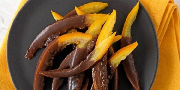 Φλούδες πορτοκαλιού με σοκολάτα(0 μονάδες)