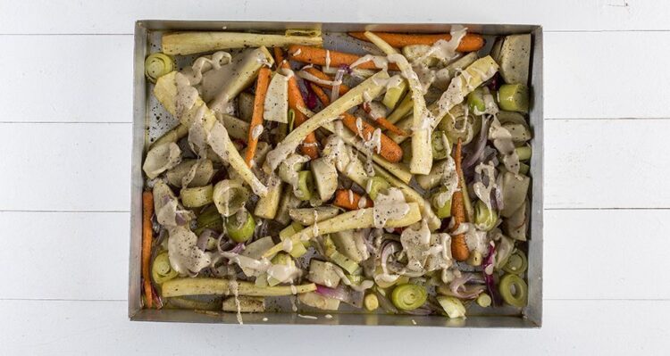 Ψητά λαχανικά με σος ταχίνι(2 μονάδες)